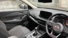 Nissan Qashqai 1.3 DiG-T MH N-Connecta 5dr Petrol Hatchback